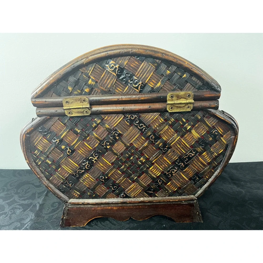 N/A vintage wooden
